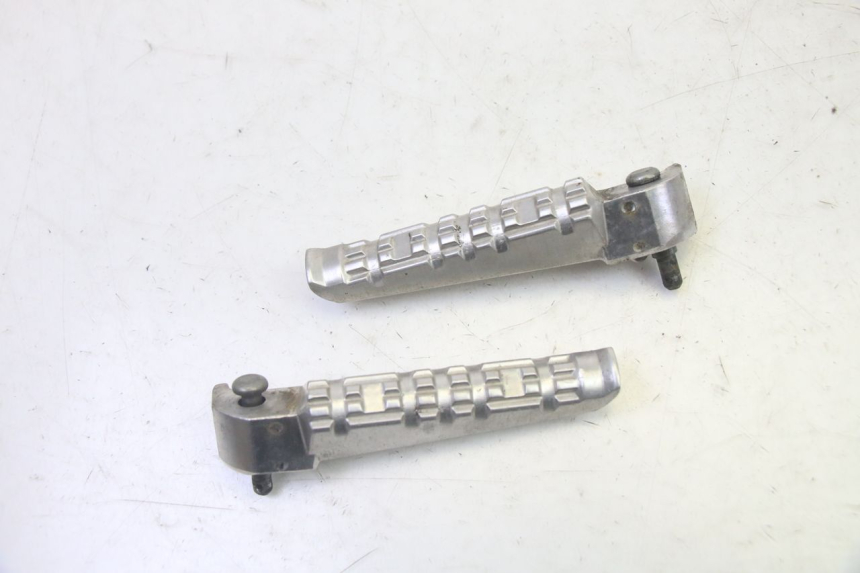 photo de SET ACHTERSTE VOETSTEUNEN YAMAHA X-MAX XMAX 125 (2010 - 2013) - Hoofdaanzicht