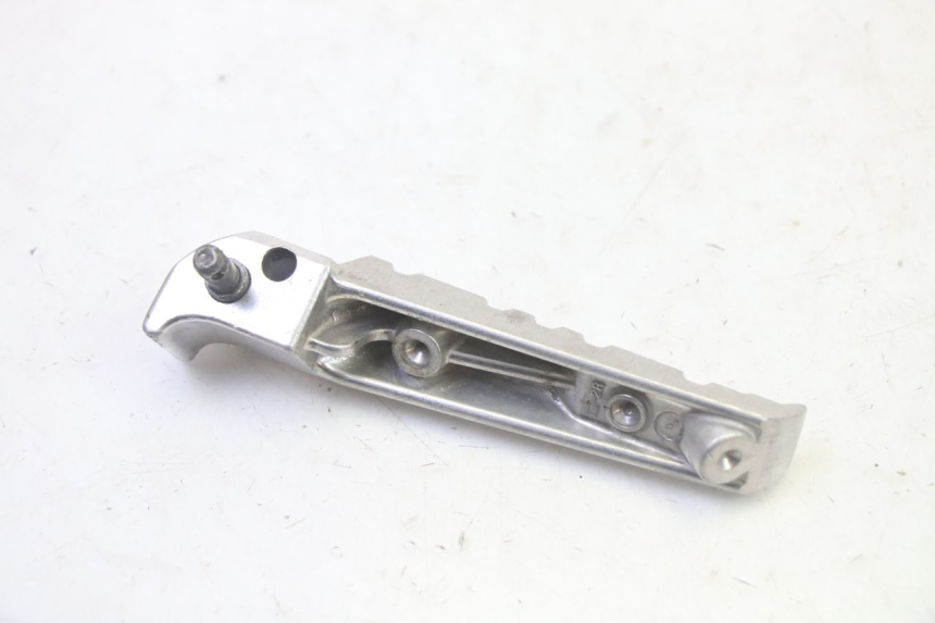 photo de SET ACHTERSTE VOETSTEUNEN YAMAHA X-MAX XMAX 125 (2010 - 2013) - Andere kijkhoek