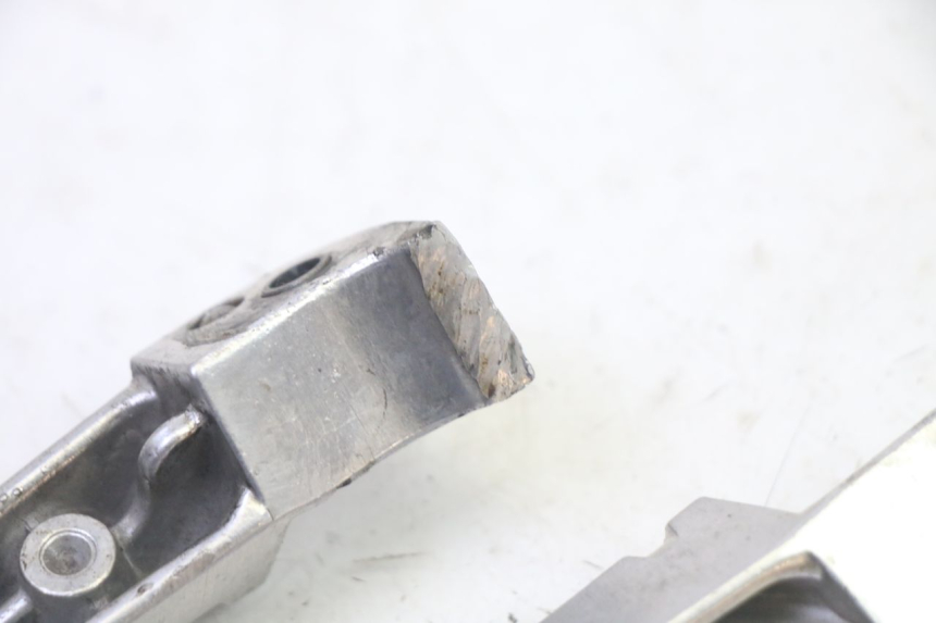 photo de SET ACHTERSTE VOETSTEUNEN YAMAHA X-MAX XMAX 125 (2010 - 2013) - Overzicht