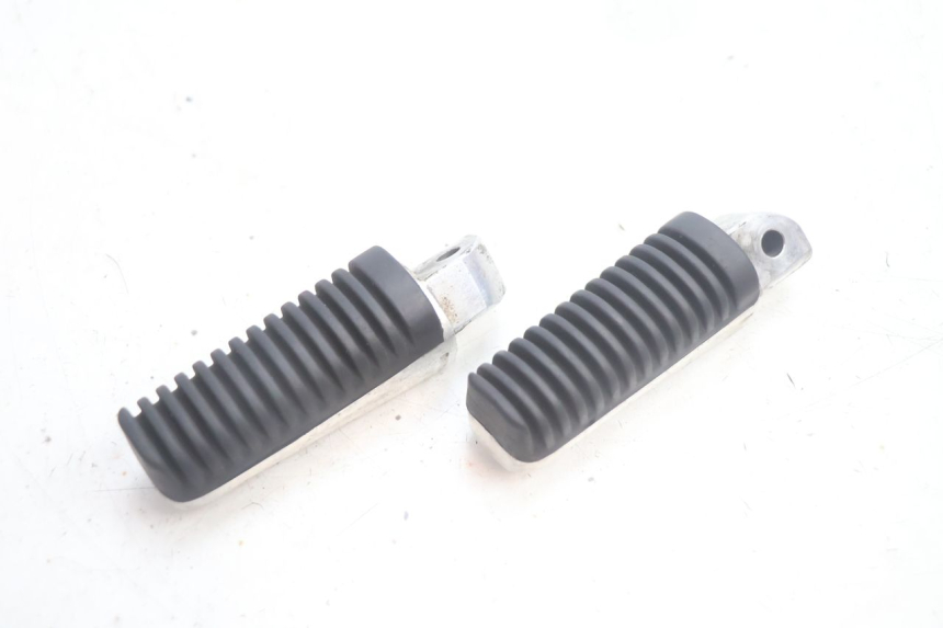 photo de SET ACHTERSTE VOETSTEUNEN YAMAHA XMAX X-MAX 125 (2006 - 2009) - Overzicht