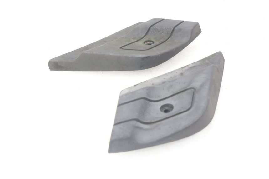 photo de SET ACHTERSTE VOETSTEUNEN PIAGGIO X9 EVOLUTION 125 (2003 - 2007) - Zoom op gebruiksstaat