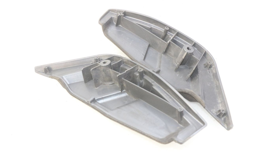 photo de SET ACHTERSTE VOETSTEUNEN PIAGGIO X9 EVOLUTION 500 (2003 - 2005) - Zoom op gebruiksstaat