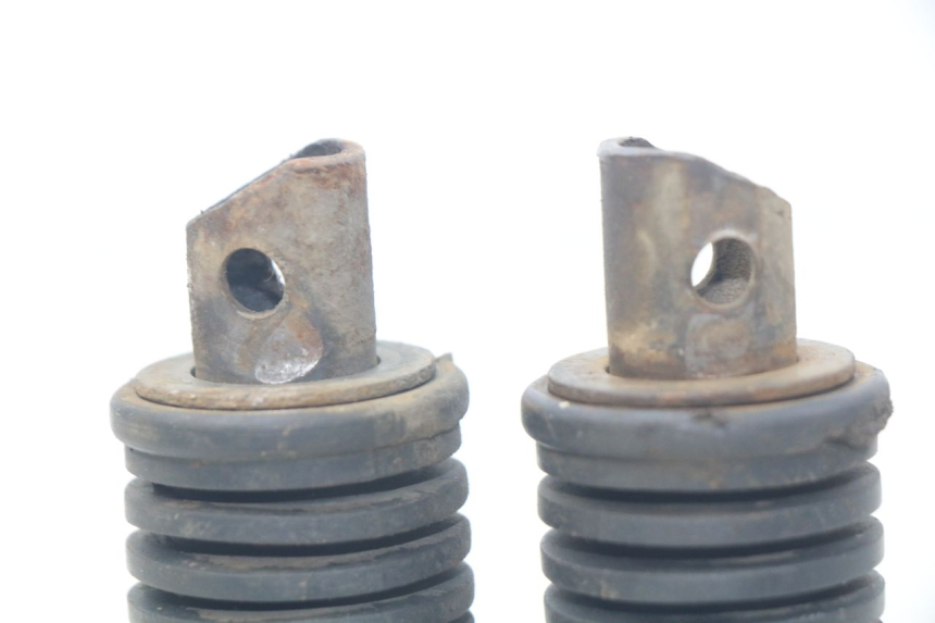 photo de SET ACHTERSTE VOETSTEUNEN SUZUKI XF FREEWIND 650 (1997 - 2003) - Detail van het onderdeel