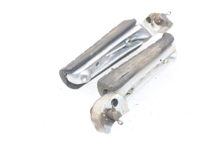 photo de SET ACHTERSTE VOETSTEUNEN YAMAHA XJ600 XJ DIVERSION 600 (1992 - 1997) - Zoom op gebruiksstaat