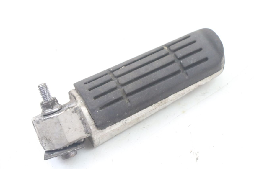 photo de SET ACHTERSTE VOETSTEUNEN YAMAHA FZ6 FAZER S2 600 (2007 - 2011) - Technische close-up