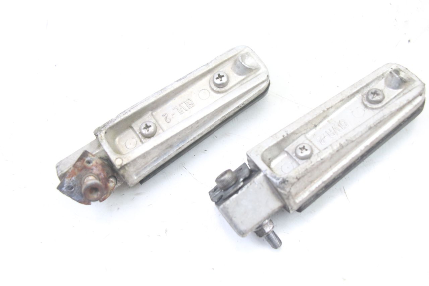 photo de SET ACHTERSTE VOETSTEUNEN YAMAHA FZ6 FAZER S2 600 (2007 - 2011) - Staat van het oppervlak