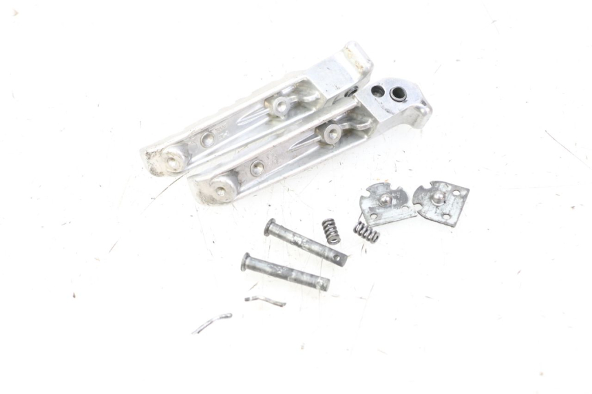 photo de SET ACHTERSTE VOETSTEUNEN YAMAHA YP T-MAX TMAX 530 (2017 - 2020) - Zoom op gebruiksstaat