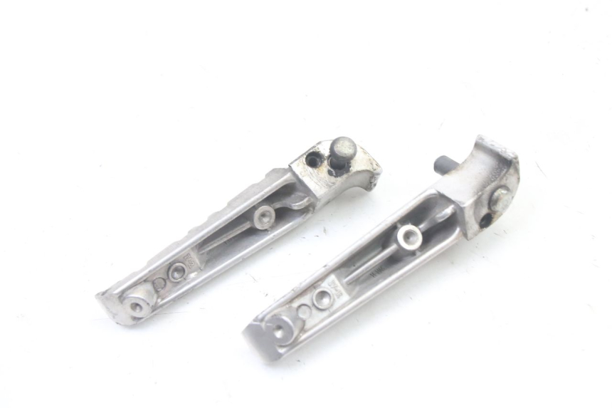 photo de SET ACHTERSTE VOETSTEUNEN YAMAHA YP X-MAX XMAX 400 (2014 - 2017) - Technische close-up