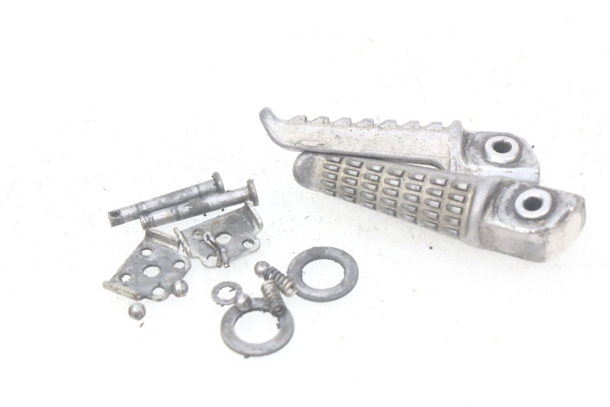 photo de SET ACHTERSTE VOETSTEUNEN KAWASAKI Z S 750 (2003 - 2006) - Detail van het onderdeel