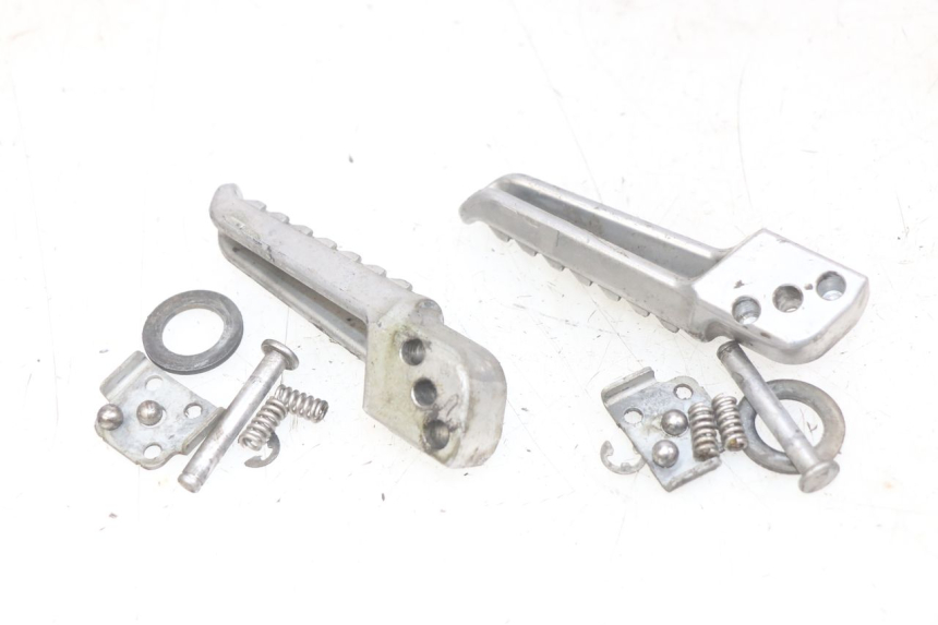 photo de SET ACHTERSTE VOETSTEUNEN KAWASAKI Z 750 (2007 - 2013) - Technische close-up