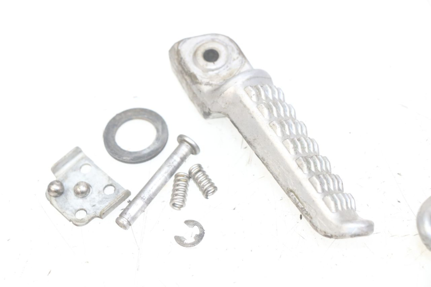 photo de SET ACHTERSTE VOETSTEUNEN KAWASAKI Z 750 (2007 - 2013) - Overzicht