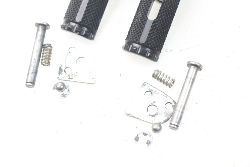 photo de SET ACHTERSTE VOETSTEUNEN KAWASAKI Z Z900 900 (2017 - 2019) - Overzicht