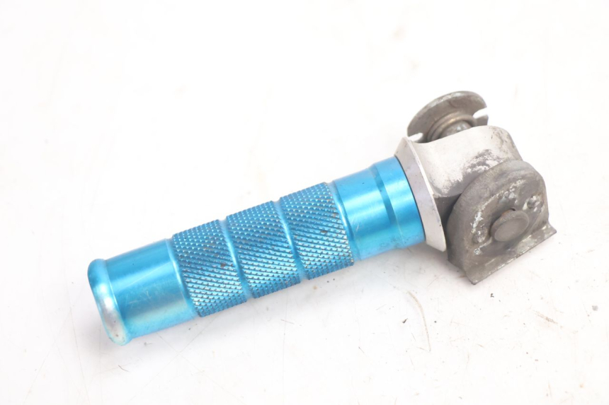 photo de SET ACHTERSTE VOETSTEUNEN KAWASAKI ZX-6R ZX6R 600 (1995 - 1997) - Detail van het onderdeel