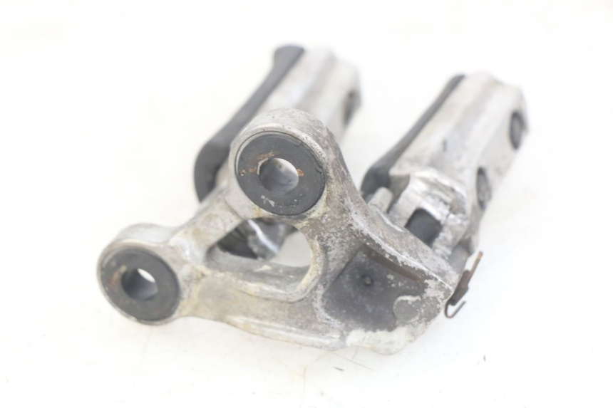 photo de SET VOETSTEUNEN VOORZIJDE HONDA CBR F SC25 1000 (1989 - 1992) - Andere kijkhoek