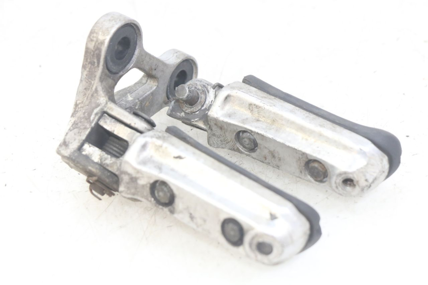 photo de SET VOETSTEUNEN VOORZIJDE HONDA CBR F SC25 1000 (1989 - 1992) - Overzicht