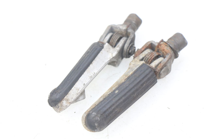 photo de SET VOETSTEUNEN VOORZIJDE HONDA CBR RR FIREBLADE 900 (1992 - 1994) - Hoofdaanzicht