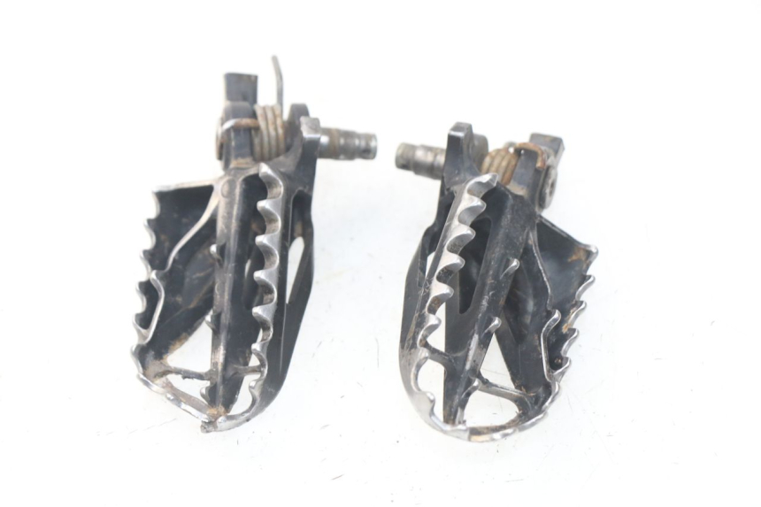 photo de SET VOETSTEUNEN VOORZIJDE HONDA CRF CR-F 450 (2005 - 2008) - Overzicht