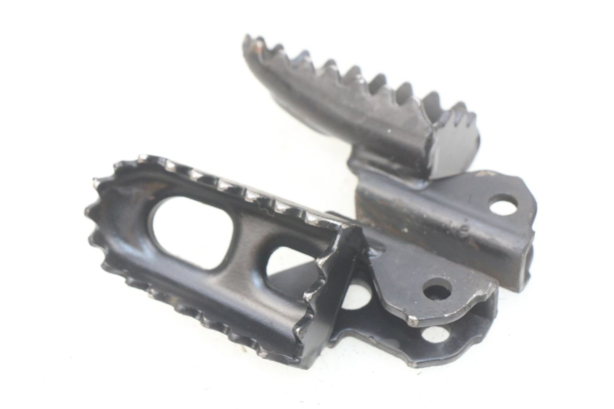 photo de SET VOETSTEUNEN VOORZIJDE LONCIN DIRT BIKE 125 - Zoom op gebruiksstaat