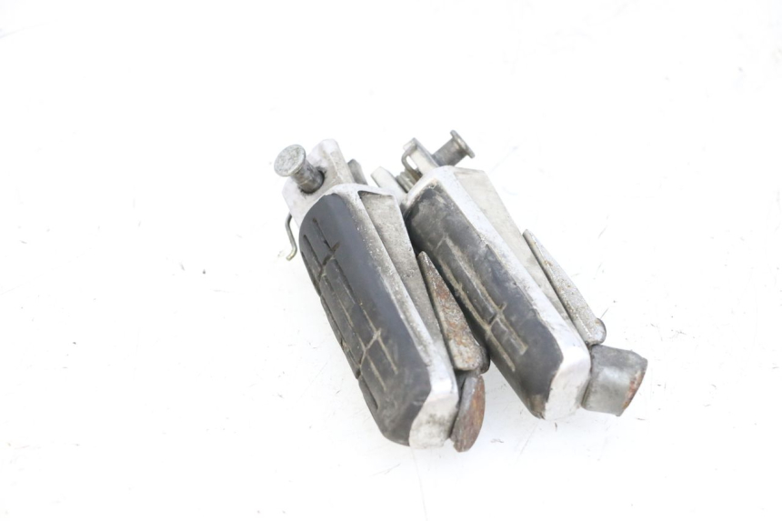 photo de SET VOETSTEUNEN VOORZIJDE YAMAHA FJR ABS 1300 (2006 - 2012) - Detail van het onderdeel