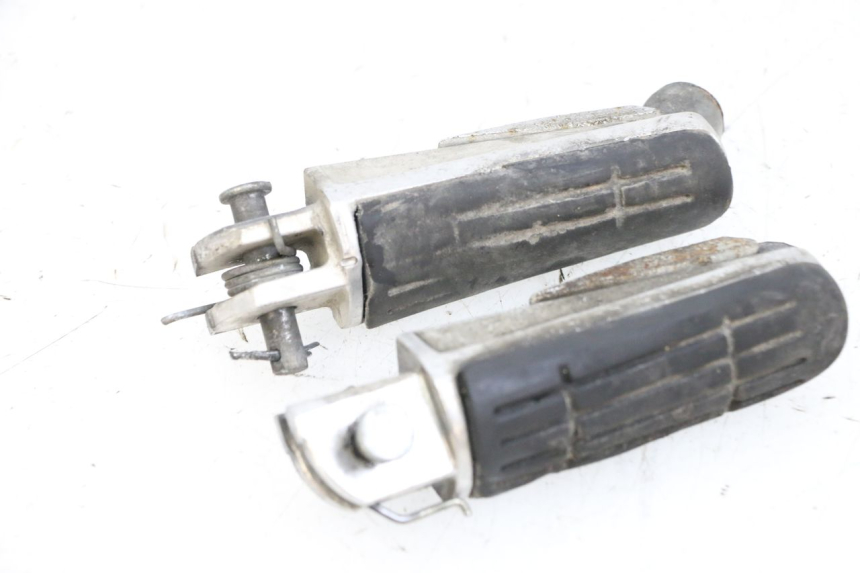 photo de SET VOETSTEUNEN VOORZIJDE YAMAHA FJR ABS 1300 (2006 - 2012) - Zoom op gebruiksstaat