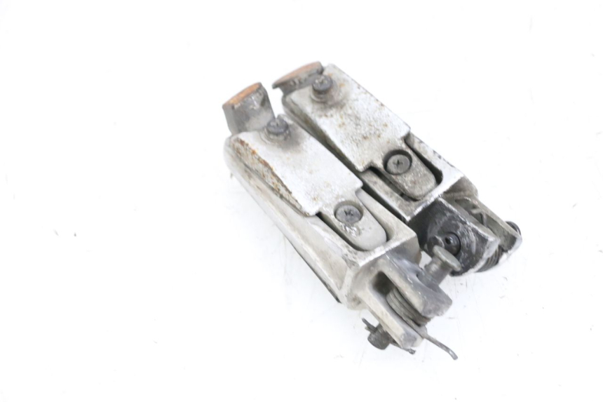 photo de SET VOETSTEUNEN VOORZIJDE YAMAHA FJR ABS 1300 (2006 - 2012) - Andere kijkhoek