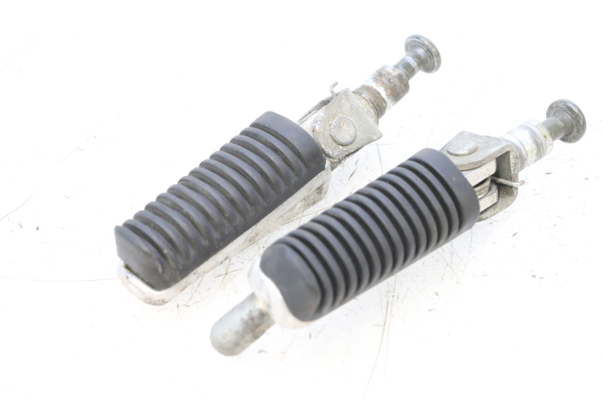 photo de SET VOETSTEUNEN VOORZIJDE YAMAHA FZS FAZER 600 (1998 - 2001) - Hoofdaanzicht