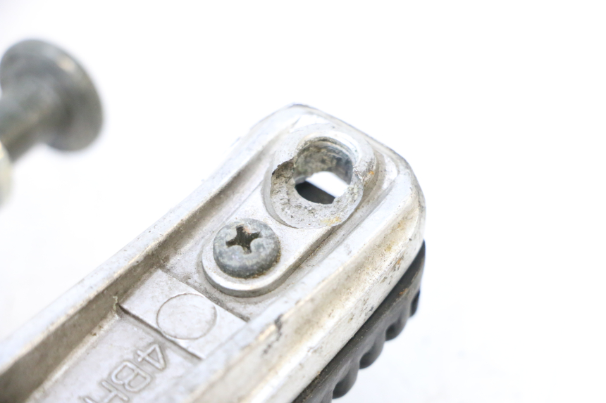 photo de SET VOETSTEUNEN VOORZIJDE YAMAHA FZS FAZER 600 (1998 - 2001) - Andere kijkhoek