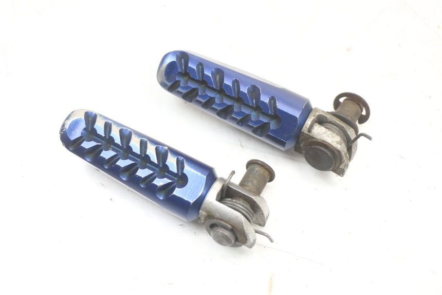 photo de SET VOETSTEUNEN VOORZIJDE KAWASAKI ZR7 ZR-7 S 750 (1999 - 2004) - Hoofdaanzicht