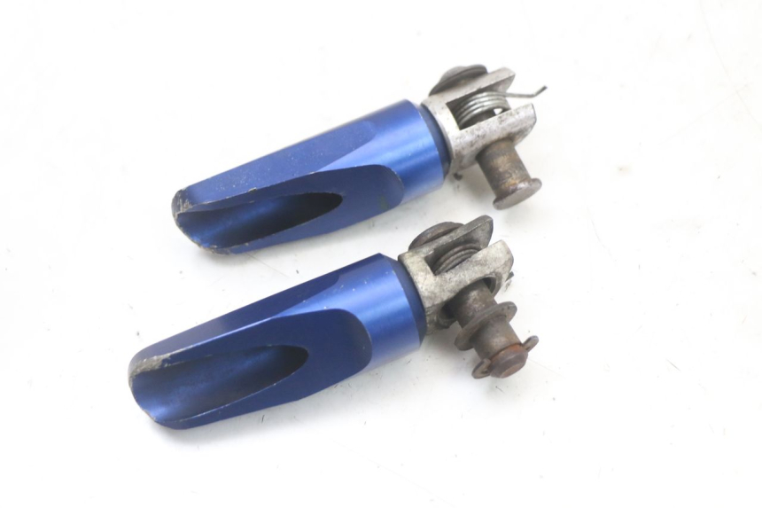 photo de SET VOETSTEUNEN VOORZIJDE KAWASAKI ZR7 ZR-7 S 750 (1999 - 2004) - Technische close-up