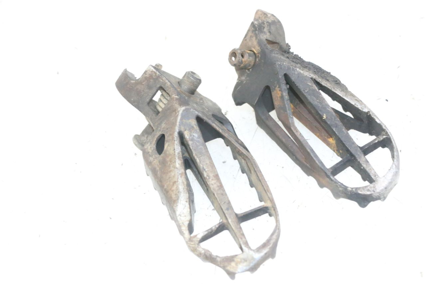 photo de SET VOETSTEUNEN VOORZIJDE KAWASAKI KX F KXF 450 (2009 - 2011) - Bevestigingspunten