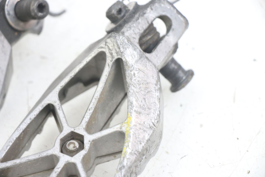 photo de SET VOETSTEUNEN VOORZIJDE KAWASAKI KXF KX-F 250 (2012 - 2014) - Bevestigingspunten