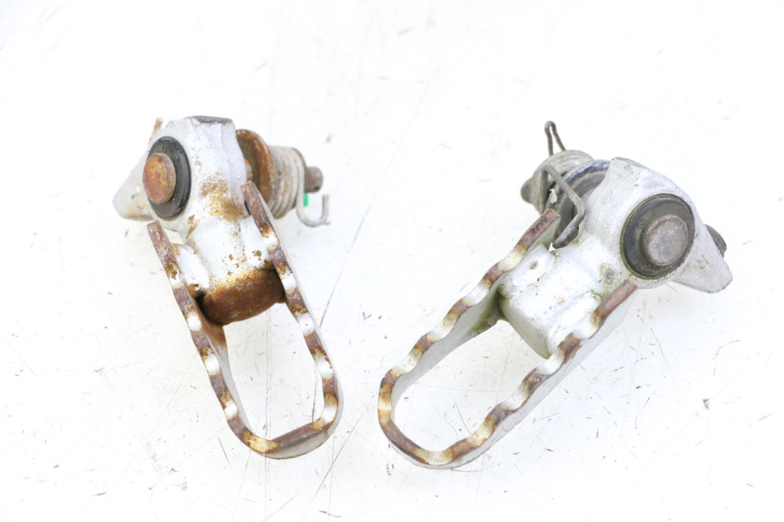 photo de SET VOETSTEUNEN VOORZIJDE KYMCO STRYKER OFF ROAD 125 (1999 - 2005) - Hoofdaanzicht