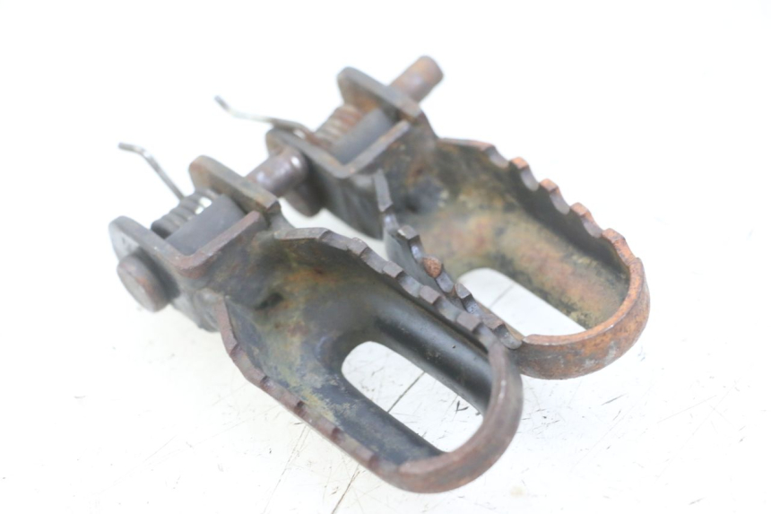 photo de SET VOETSTEUNEN VOORZIJDE MBK X-LIMIT XLIMIT 50 (2007 - 2012) - Detail van het onderdeel