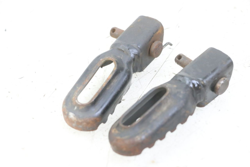 photo de SET VOETSTEUNEN VOORZIJDE MBK X-LIMIT XLIMIT 50 (2007 - 2012) - Andere kijkhoek