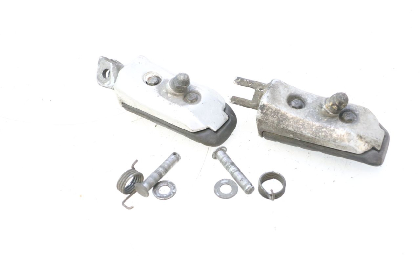 photo de PAAR VOORSTE VOETSTEUNEN HONDA ST PAN EUROPEAN 1100 (1990 - 2002) - Andere kijkhoek