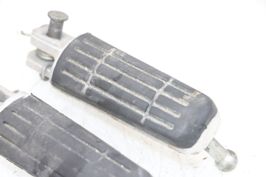 photo de SET VOETSTEUNEN VOORZIJDE YAMAHA TDM ABS 900 (2002 - 2014) - Zoom op gebruiksstaat