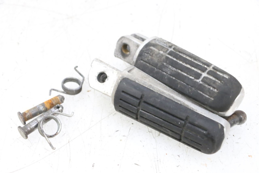 photo de SET VOETSTEUNEN VOORZIJDE YAMAHA TDM ABS 900 (2002 - 2014) - Detail van het onderdeel