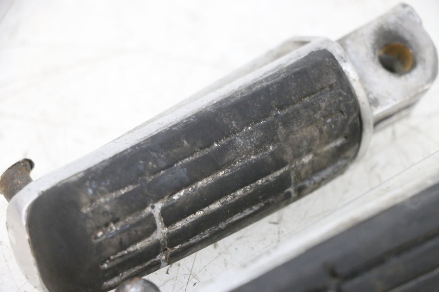 photo de SET VOETSTEUNEN VOORZIJDE YAMAHA TDM ABS 900 (2002 - 2014) - Markeringen en referenties