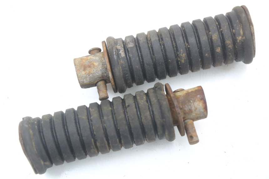 photo de SET VOETSTEUNEN VOORZIJDE SUZUKI TS X 80 (1984 - 1988) - Andere kijkhoek