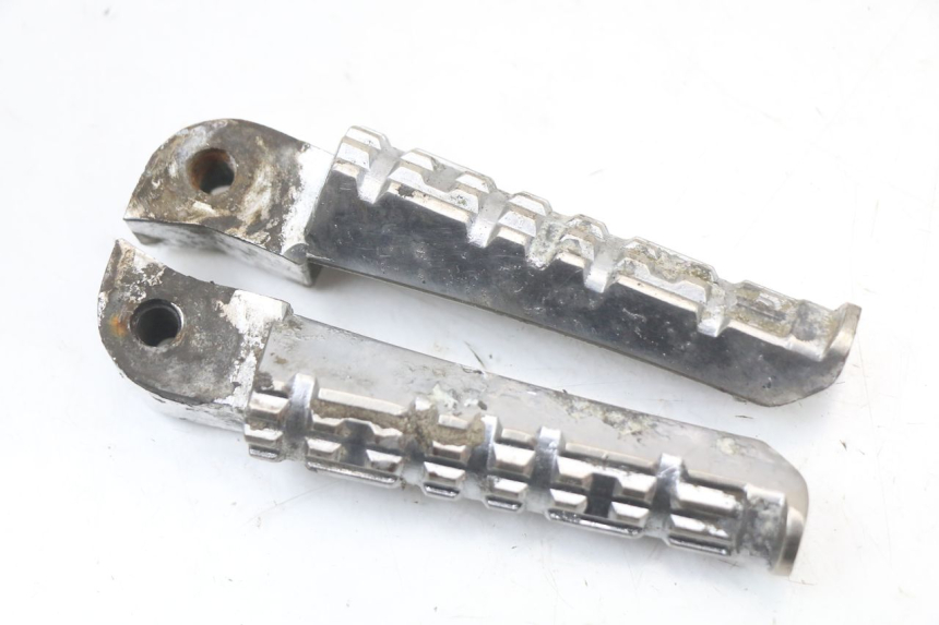 photo de SET VOETSTEUNEN VOORZIJDE KEEWAY TX 50 (2008 - 2015) - Zoom op gebruiksstaat