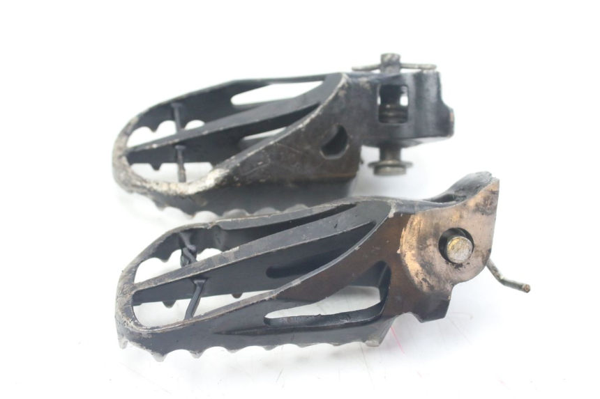 photo de SET VOETSTEUNEN VOORZIJDE MBK X-LIMIT XLIMIT 50 (2003 - 2006) - Andere kijkhoek