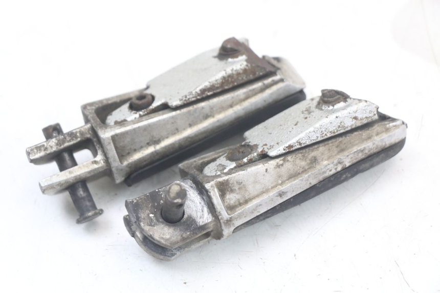 photo de SET VOETSTEUNEN VOORZIJDE YAMAHA FJR ABS 1300 (2006 - 2012) - Bevestigingspunten