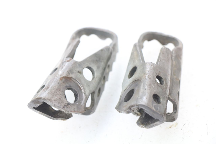 photo de SET VOETSTEUNEN VOORZIJDE YAMAHA YZ 80 (1998 - 2001) - Detail van het onderdeel