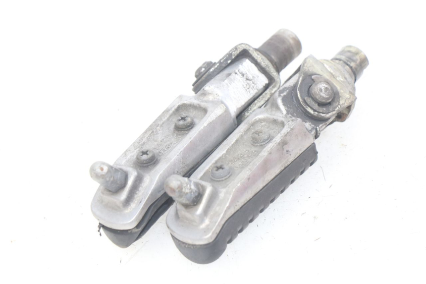 photo de SET VOETSTEUNEN VOORZIJDE KAWASAKI Z S 750 (2003 - 2006) - Andere kijkhoek