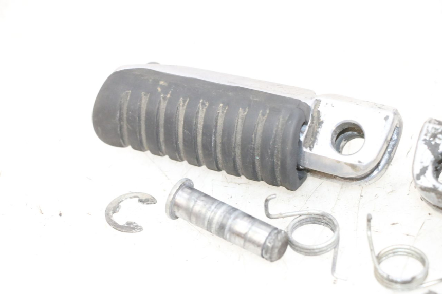 photo de SET VOETSTEUNEN VOORZIJDE KAWASAKI ZR 7 750 (1999 - 2004) - Overzicht