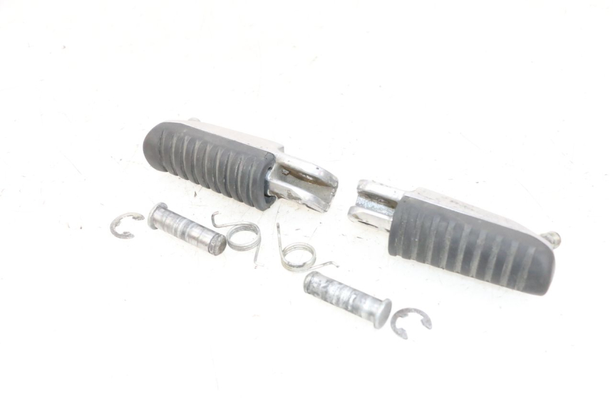 photo de SET VOETSTEUNEN VOORZIJDE KAWASAKI ZR 7 750 (1999 - 2004) - Bevestigingspunten