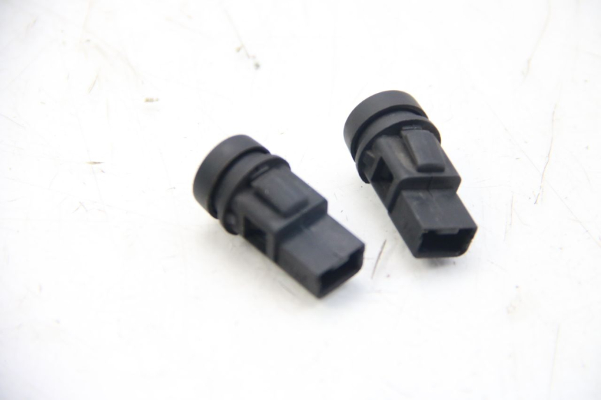 photo de SET SCHAKELAARS PIAGGIO BEVERLY 125 (2010 - 2015) - Andere kijkhoek