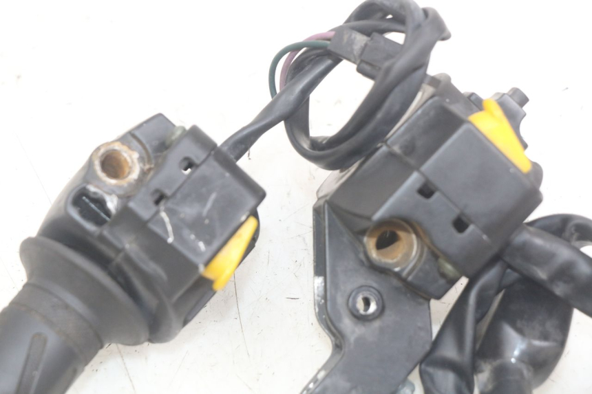 photo de SET SCHAKELAARS PEUGEOT KISBEE 2T 50 (2010 - 2017) - Zoom op gebruiksstaat