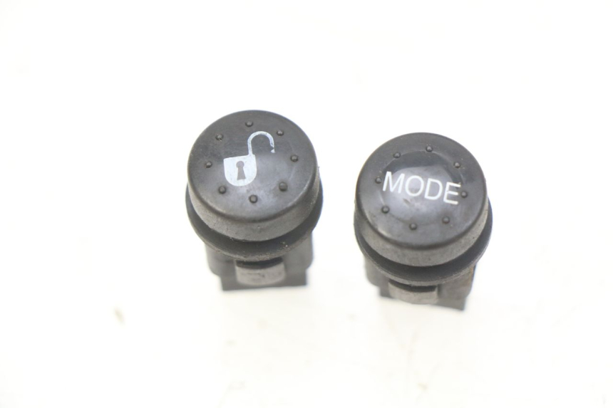 photo de SET SCHAKELAARS PIAGGIO LIBERTY IGET 4T 50 (2015 - 2020) - Hoofdaanzicht