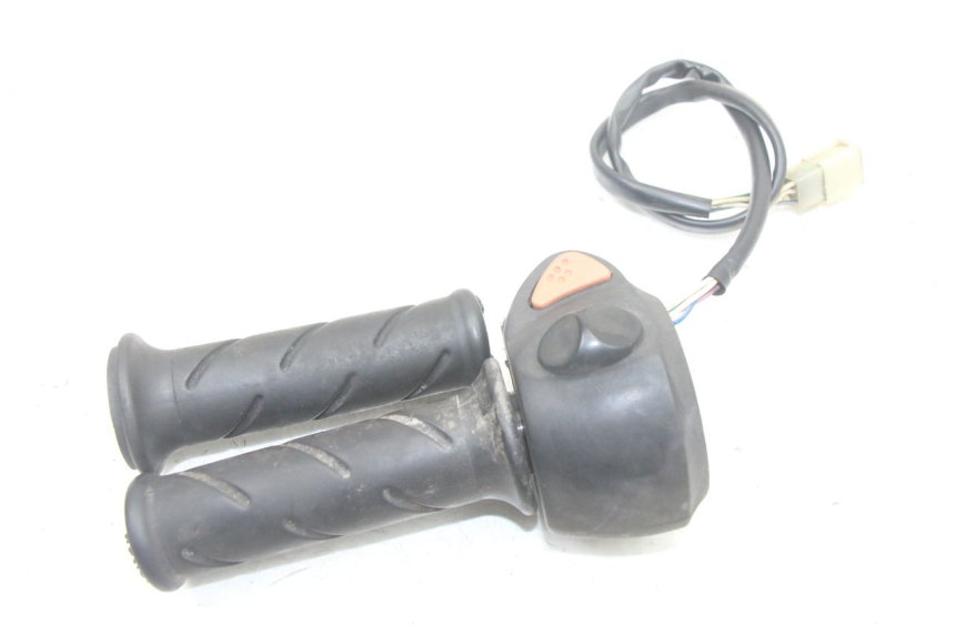 photo de SET SCHAKELAARS PEUGEOT SATELIS COMPRESSOR K15 125 (2006 - 2009) - Gecontroleerd onderdeel